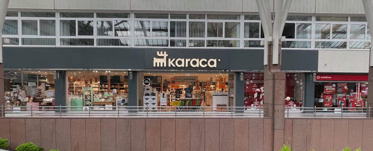 Eingang Karaca Shop NordWestZentrum Frankfurt