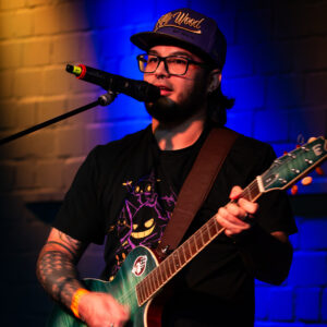 Der Devin spielt Gitarre